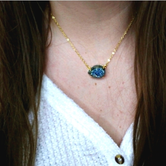 Jewelry - Agate Druzy Necklace